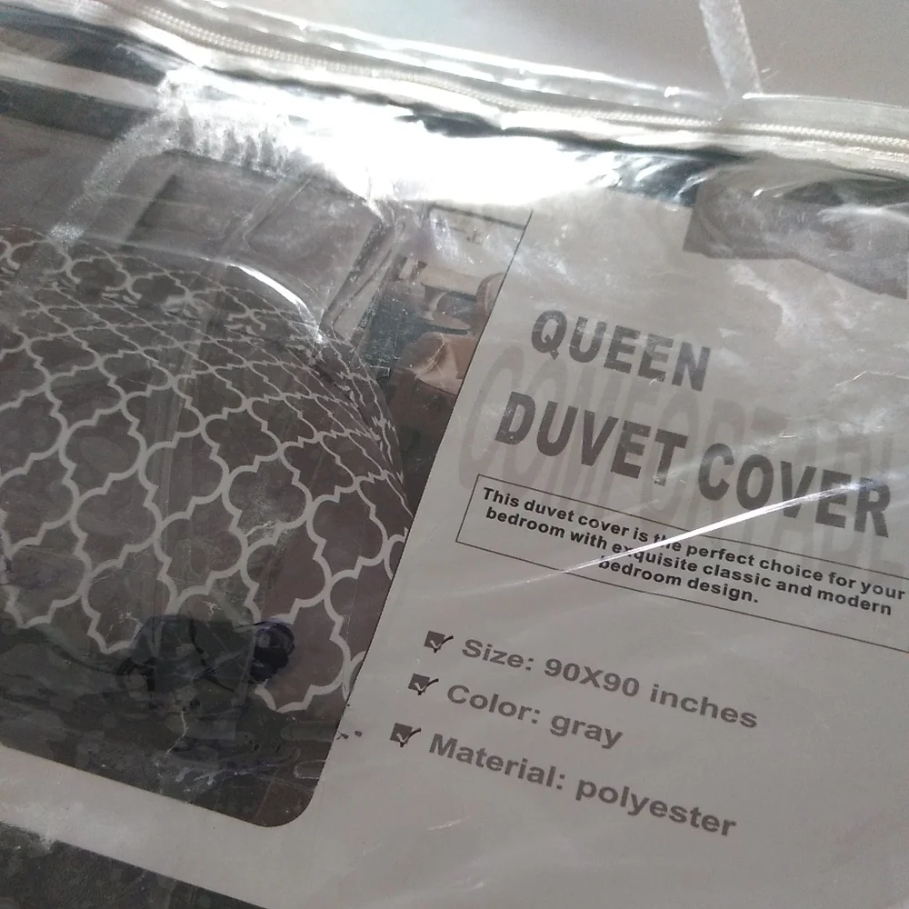 Modern Elegance Queen Size Duvet Cover Gray White